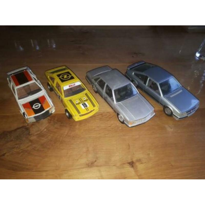 opel Monza opel senator 1/24 Gama Diorama