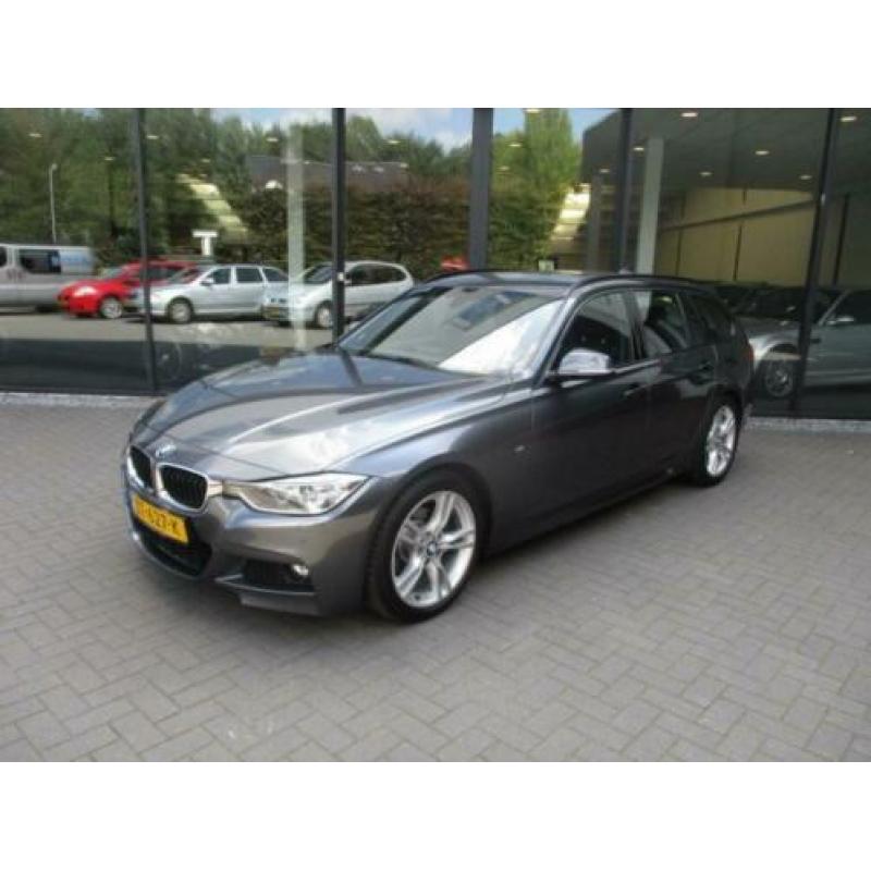 Bmw 3-SERIE 318d Touring M-Pakket, Leer,Xenon,NaviPro,Clima,