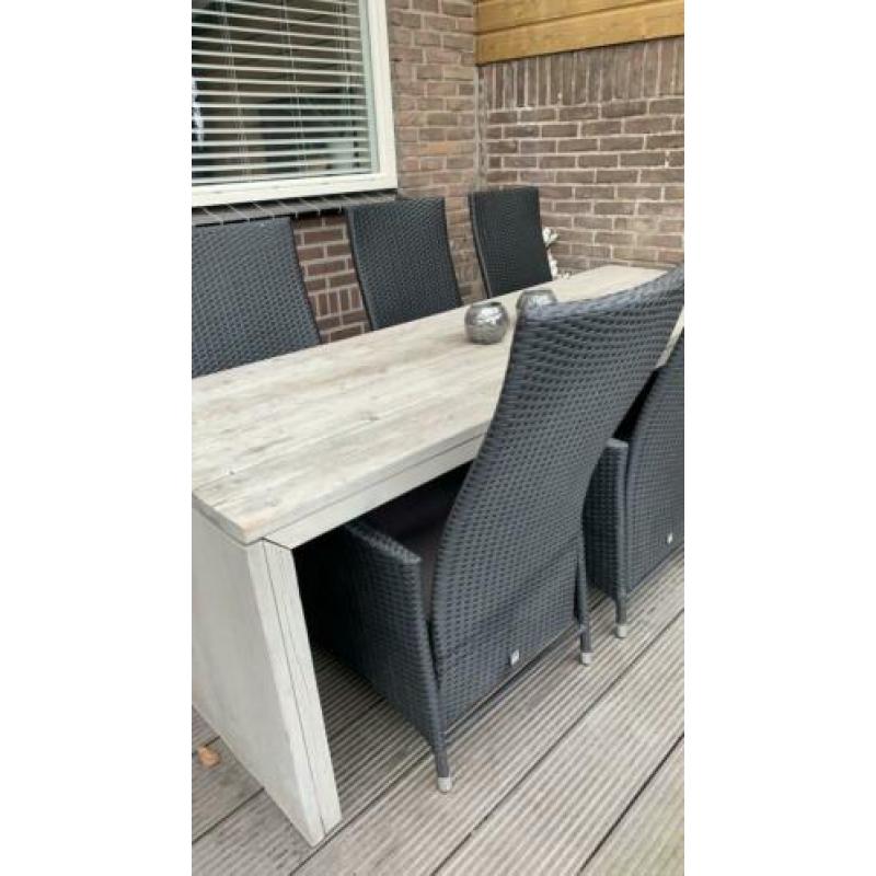 Stijgerhouten tuintafel greywash