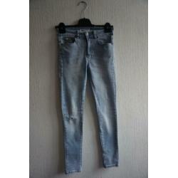 Broek van Lois, maat 25x32