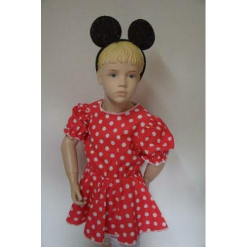 Verkleedkleren:Minnie Mouse jurk met broekje en oortjes 104