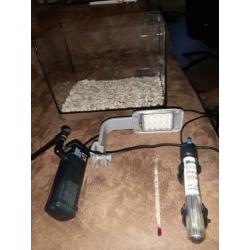 10 liter aquarium met nodige toebehoorde