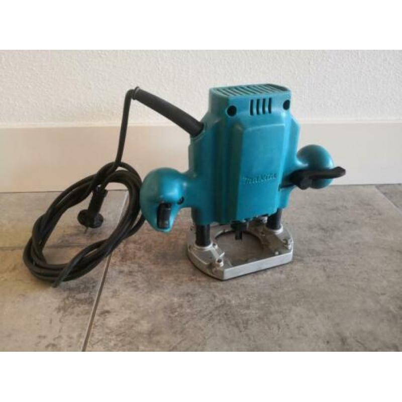 Makita 3620 bovenfrees voor 8mm frezen - in goede staat