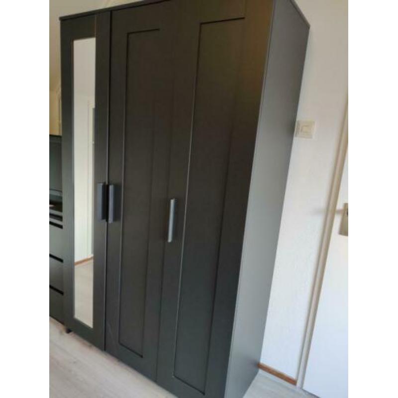 Brimnes 3 deurs kledingkast IKEA