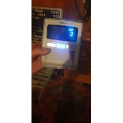 Geld tester
