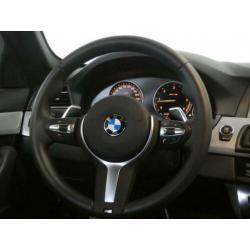 BMW 5-serie Touring 520d High Executive M Sport AUT/ NAVI/ S
