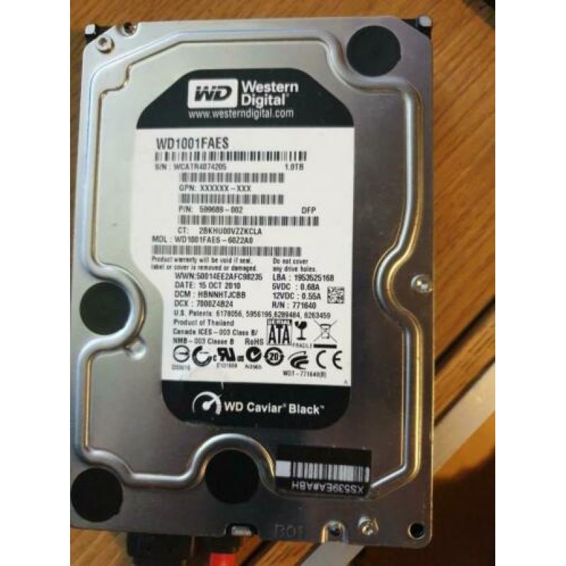 Diverse 3,5 inch SATA harde schijven.