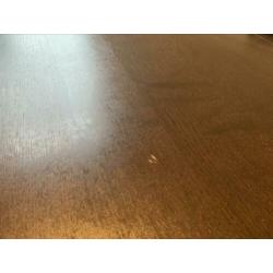 Zwarte eettafel (uitschuifbaar)