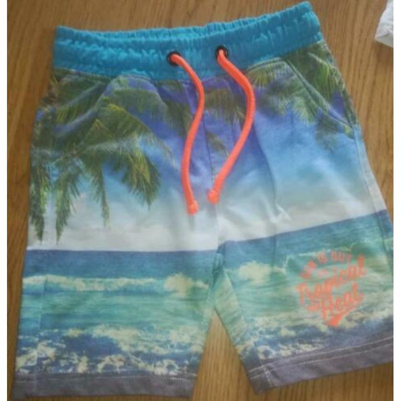 Pakketje zomer kleding maat 110/116