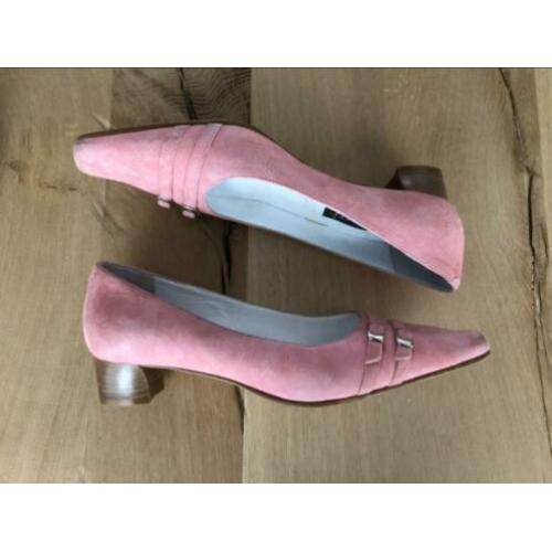 Roze Italiaanse suède pumps BEGETTI maat 39 weinig gedragen