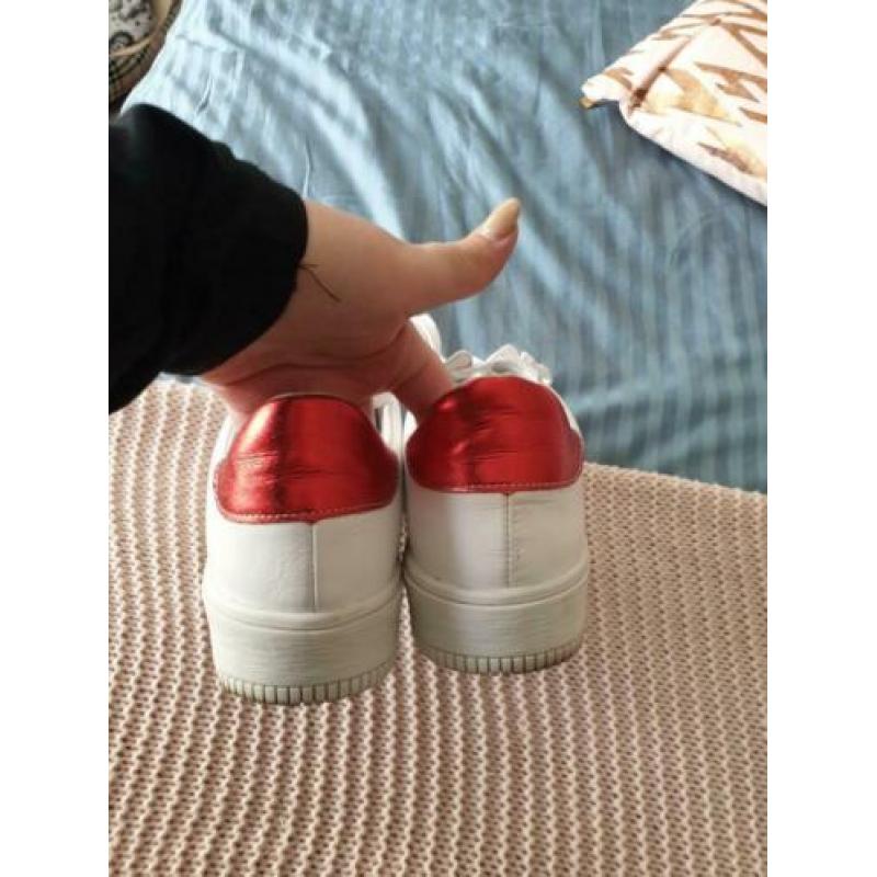 Poelman sneaker wit leer mt 38 als nieuw