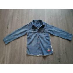 Super stoere spijkerblouse maat 104! Moet weg.