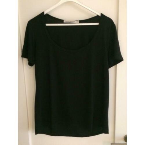 Zwart t-shirt met diepe halslijn Nathalie Vleeschouwer - S