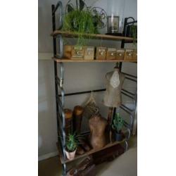 Boekenkast,wandplank,cirkelrek,rond wandrek,verstelbaar