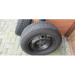 Winterbanden Megane 3 / stalen velgen (4 stuks)