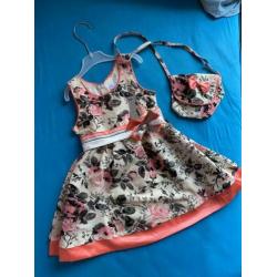 Nieuw!! Mooi jurkje met tas van Chicaprie