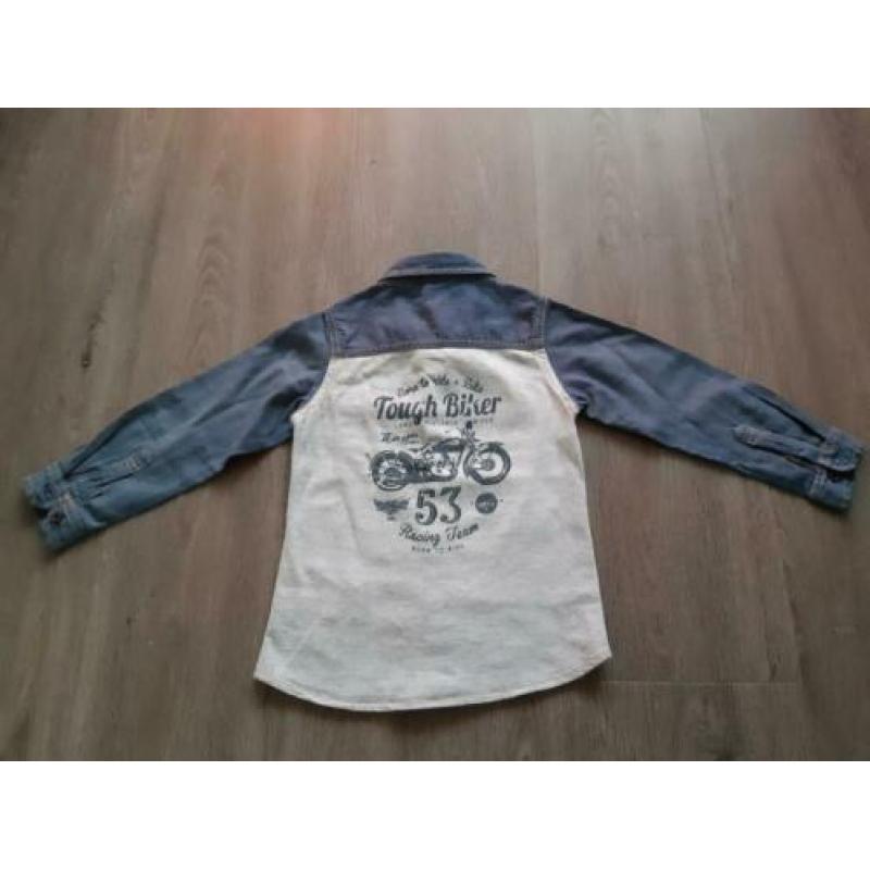 Super stoere spijkerblouse maat 104! Moet weg.