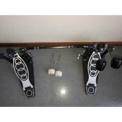 Nieuwe dubbel bass drum pedaal met roland beater
