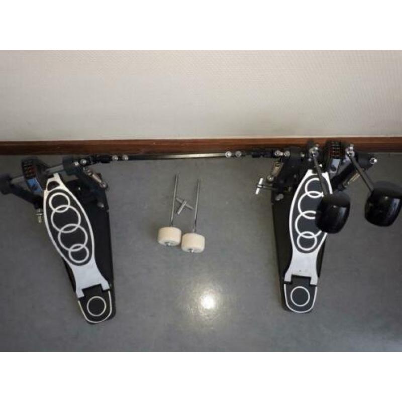 Nieuwe dubbel bass drum pedaal met roland beater