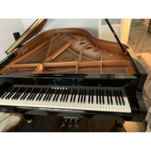 Yamaha C3 vleugel silent 2001 zwart PE