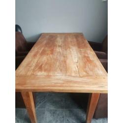 Te koop mooie grote eettafel