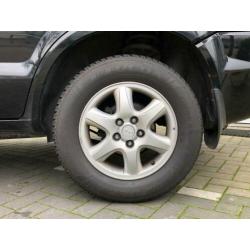 Hyundai Tucson 2.0i Active Leer Airco extra set velgen met b