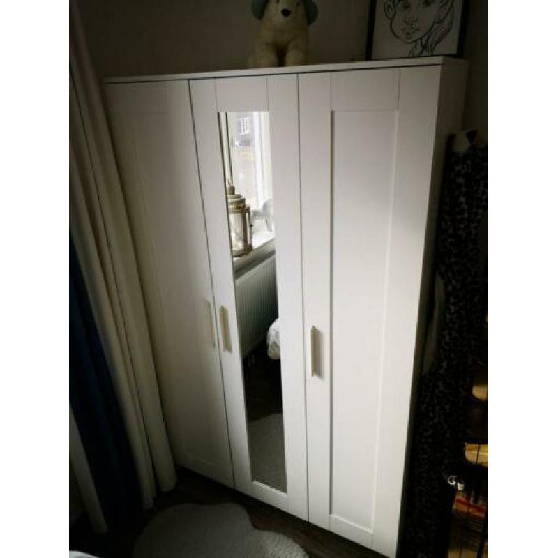 Brimnes Ikea kast 3 deurs wit