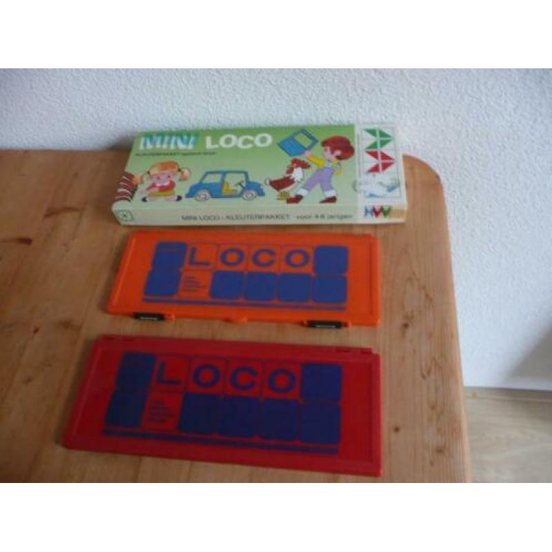 2 mini loco en 5 boekjes in doos.