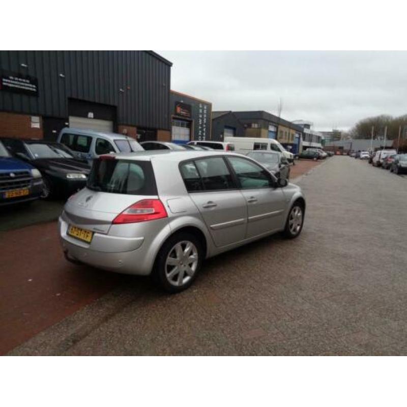 Renault Mégane 2.0-16V T Tech Line Airco, PDC, 163PK