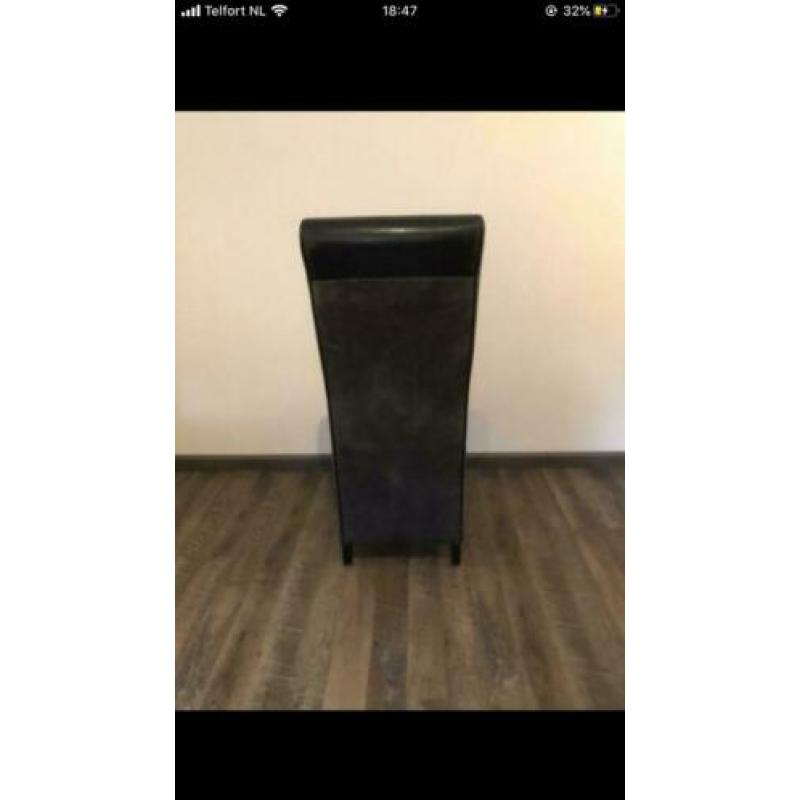 6 eettafel stoelen grijs met zwart kunstleer