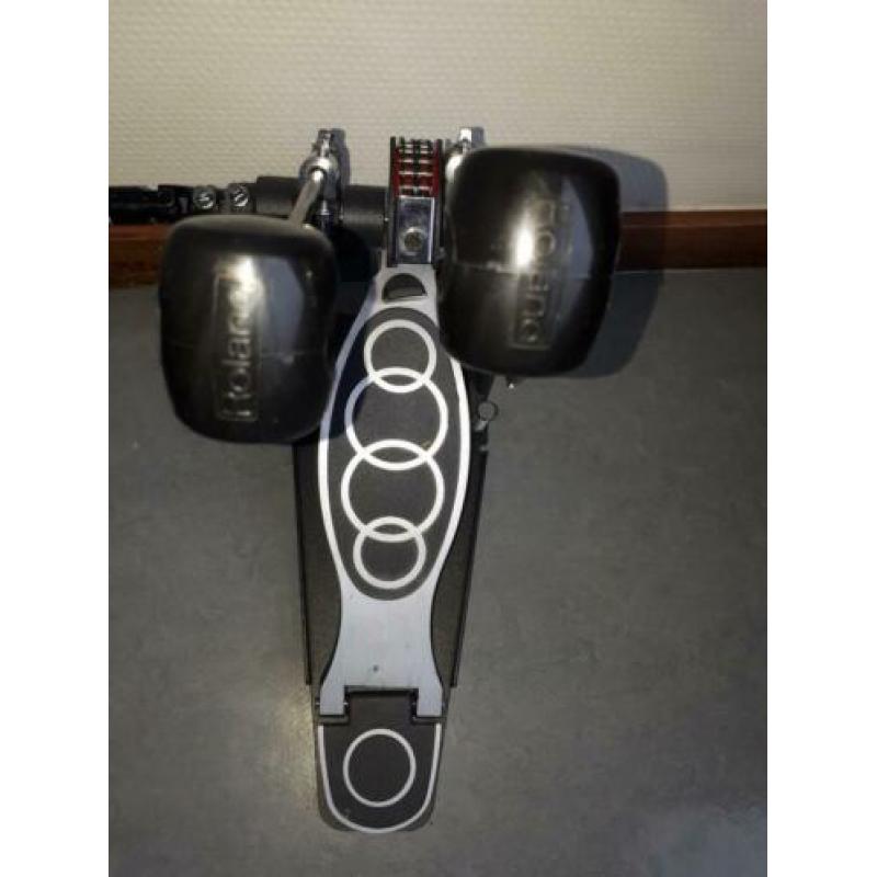 Nieuwe dubbel bass drum pedaal met roland beater