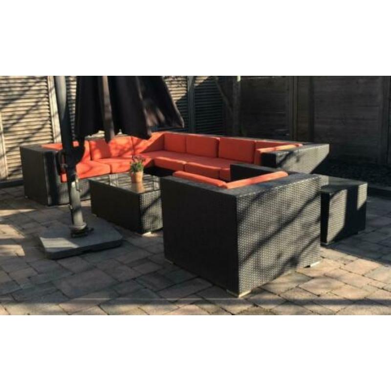 RVS eettafel, natuursteen blad, 6 stoelen, zo goed als nieuw