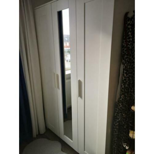 Brimnes Ikea kast 3 deurs wit