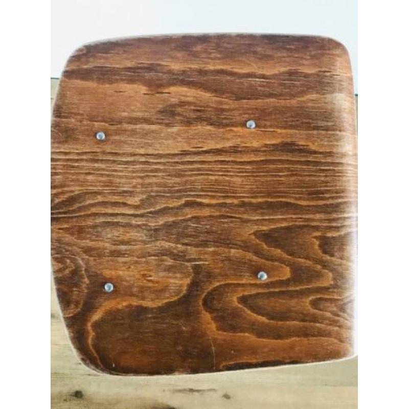 Vintage houten schoolstoelen