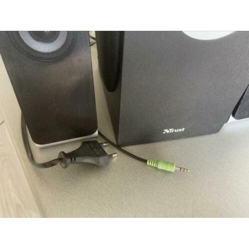 Trust computer boxjes -met bass