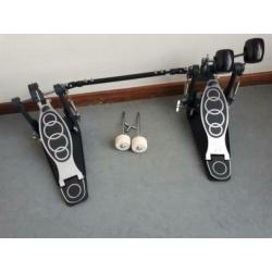 Nieuwe dubbel bass drum pedaal met roland beater