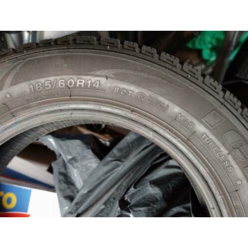 WinterBanden 185/60R14 - 4 winter banden bijna niet gebruikt
