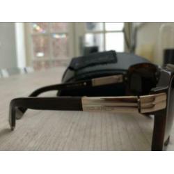 Chique uitvoering Dsquared2 zonnebril met goud kleur details