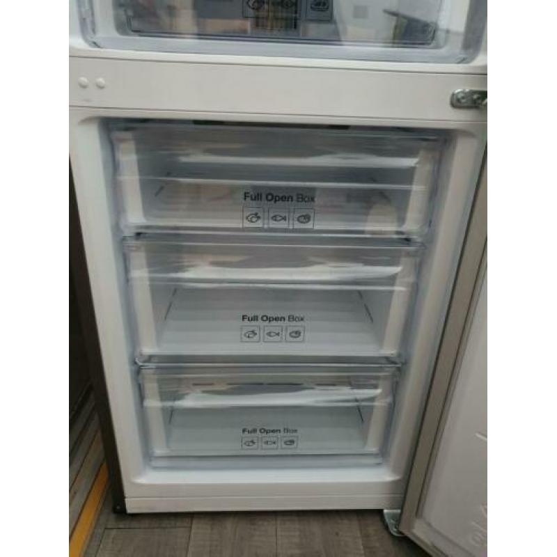 Samsung koelvriescombinatie rb31fejnbsa