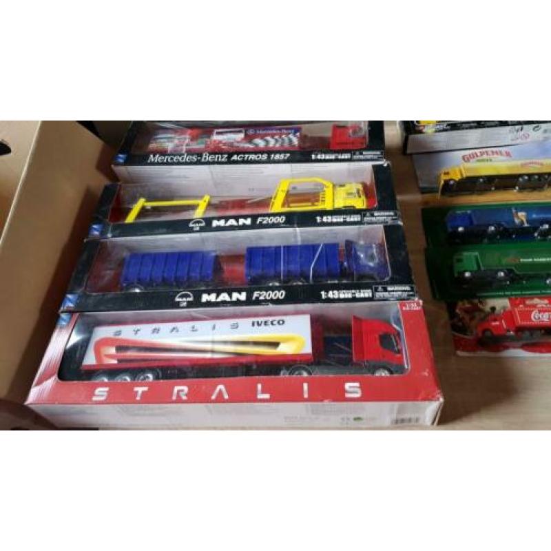Drie dozen vol met vrachtauto