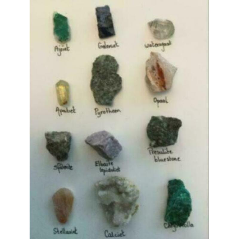 6 x set van mineralen, bijzondere, allerlei, prijs per set