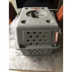 Skykennel transportbox vliegkennel bench vervoer reismand