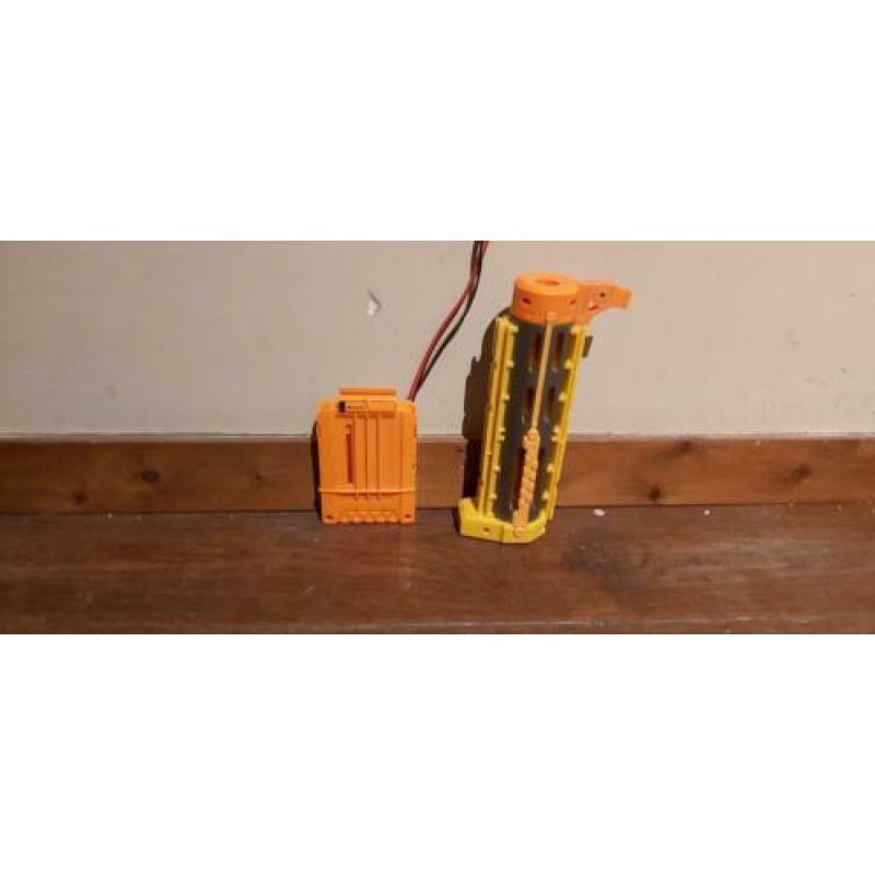 Nerf blasters met accessoires