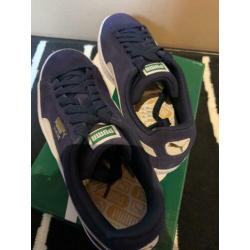 Nieuwe originele Puma Suède sneakers blauw, maat 39!
