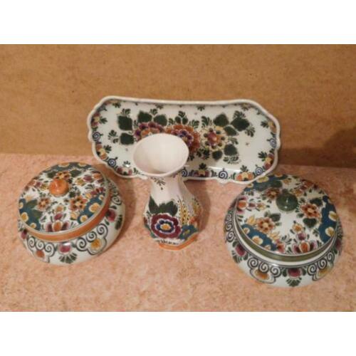 polychrome delft aardewerk