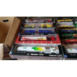 Drie dozen vol met vrachtauto
