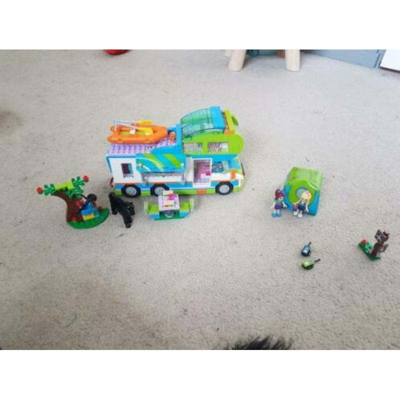 Lego Friends camper