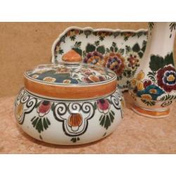 polychrome delft aardewerk