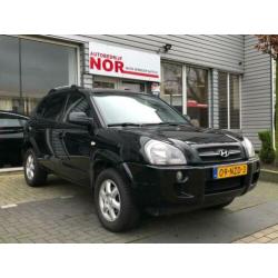 Hyundai Tucson 2.0i Active Leer Airco extra set velgen met b
