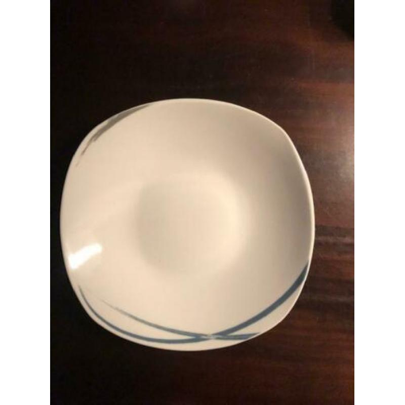 Nieuw 62-delig (6 pers.) combi servies, nog nooit gebruikt!